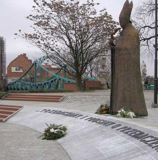 Wroclaw-KardynalKominek