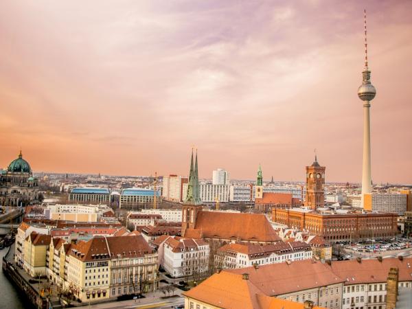berlin-12490801280