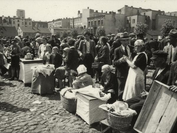 Poznan, 15 czerwca 1940 r. - Targowisko tzw. zielony rynek